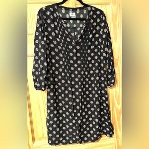 Medium Old Navy Black Dress with Front Buttons and Cute Design